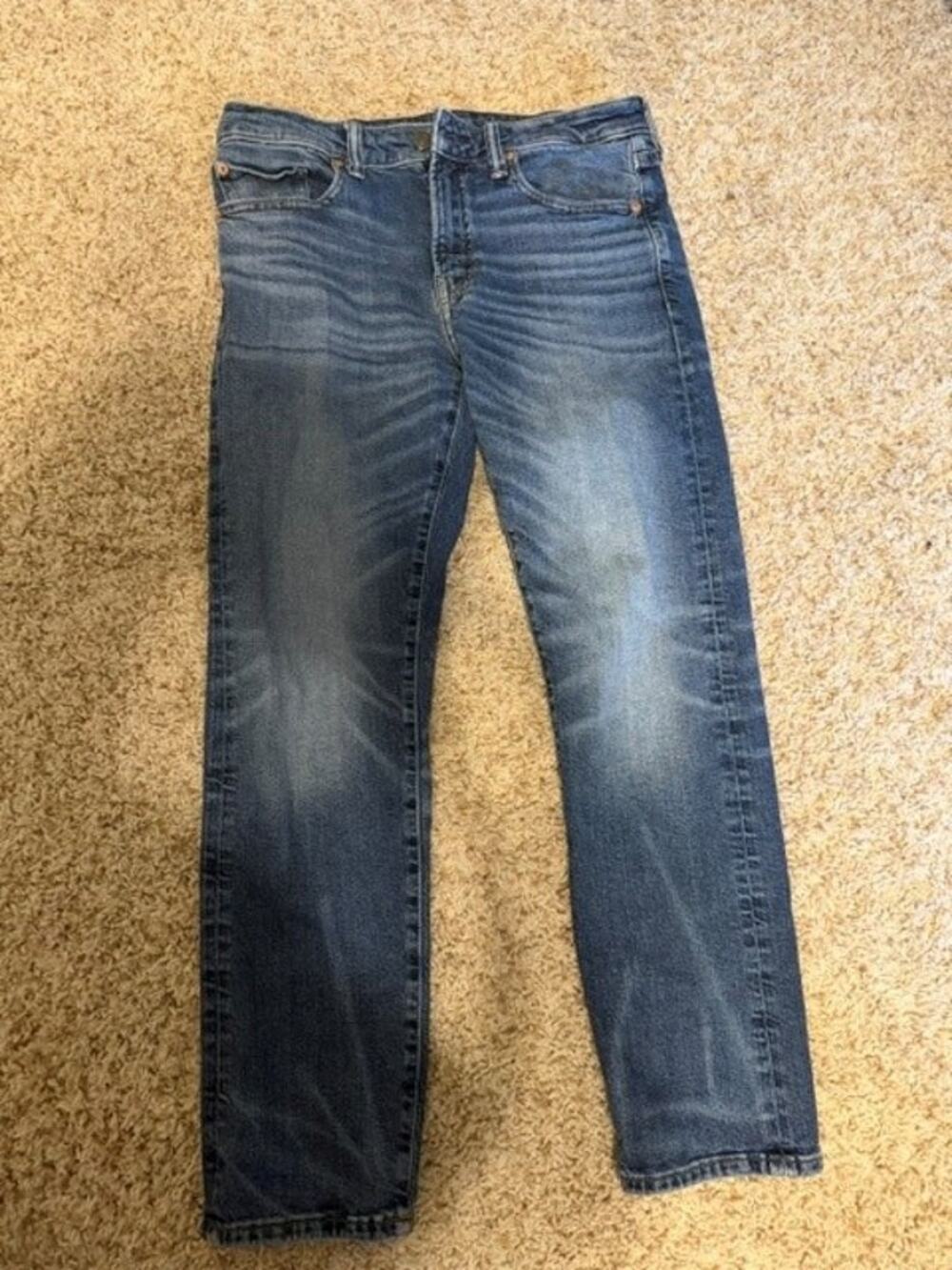 American Eagle Men's Slim Straight Flex Distressed Jeans 31 x 30